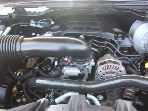 Used 2020 RAM 1500 Big Horn AWD/4WD image 45