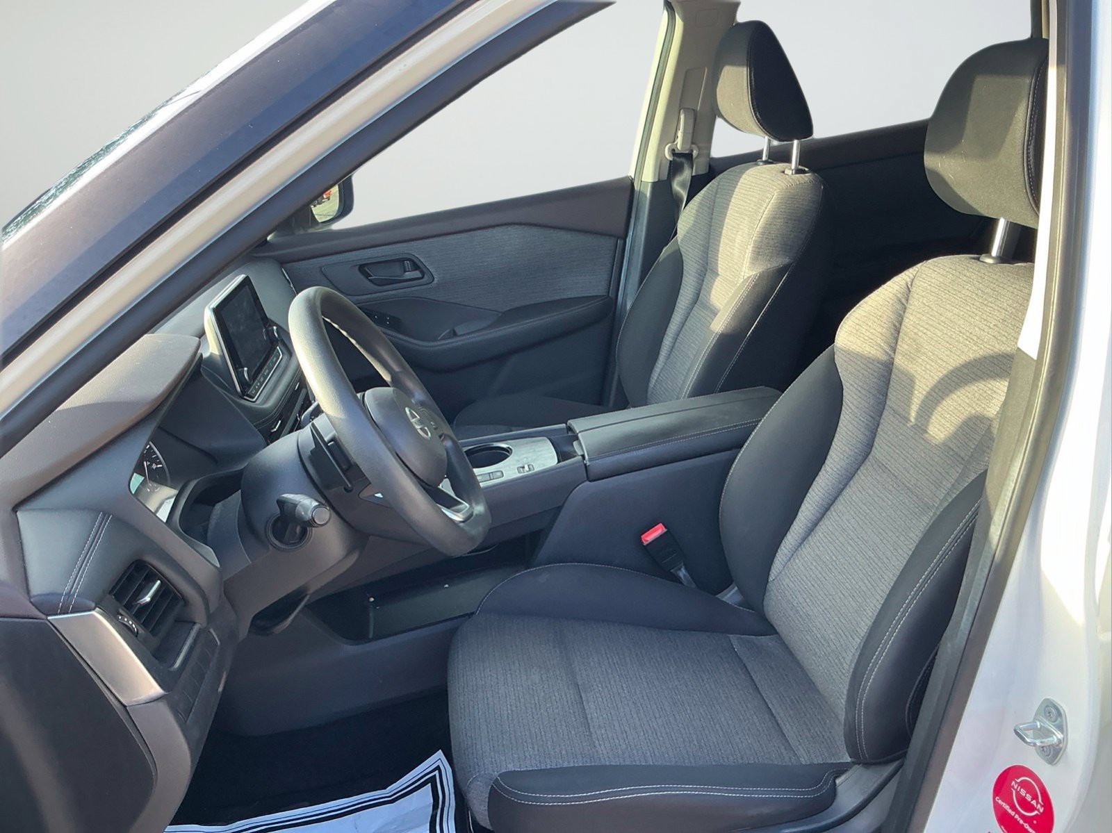 Certified 2021 Nissan Rogue S FWD image 9