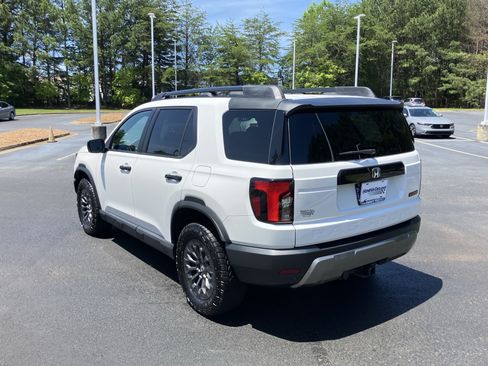 Used 2026 Honda Passport TrailSport image 8