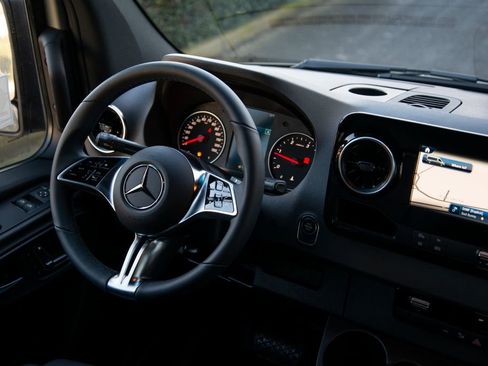 New 2026 Mercedes-Benz Sprinter 144 Cargo image 17