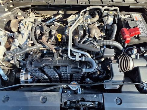 Used 2023 Nissan Altima 2.5 SV FWD image 37