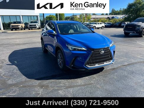 Used 2025 Lexus NX 350h AWD w/ Accessory Package (2T) image 3