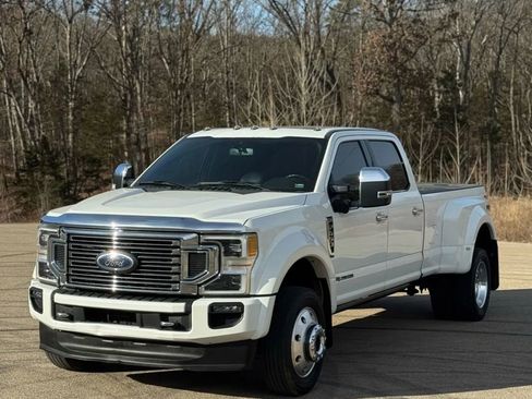 Used 2020 Ford F450 Platinum w/ FX4 Off-Road Package image 8