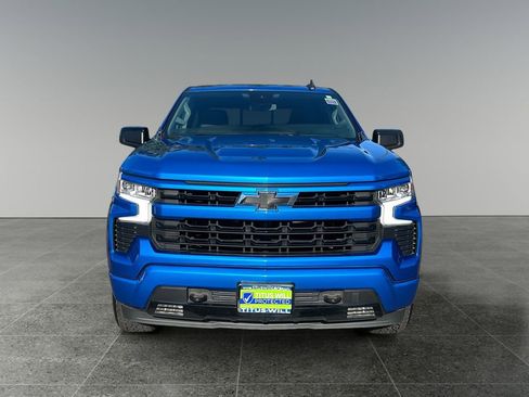 Used 2023 Chevrolet Silverado 1500 RST image 2