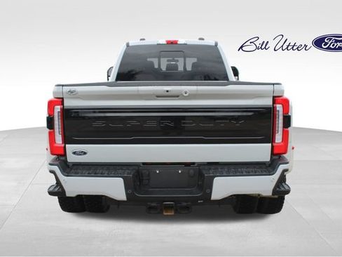 Certified 2025 Ford F450 Platinum w/ FX4 Off-Road Package AWD/4WD image 6