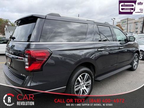 Used 2024 Ford Expedition Max Limited image 11