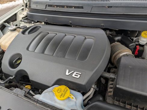 Used 2018 Dodge Journey Crossroad w/ Driver Convenience Group image 29