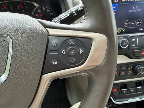 Used 2020 GMC Terrain Denali w/ Denali Premium Package FWD image 24