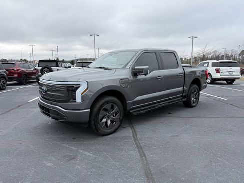 Certified 2022 Ford F150 Lightning Lariat w/ Equipment Group 511A High image 3