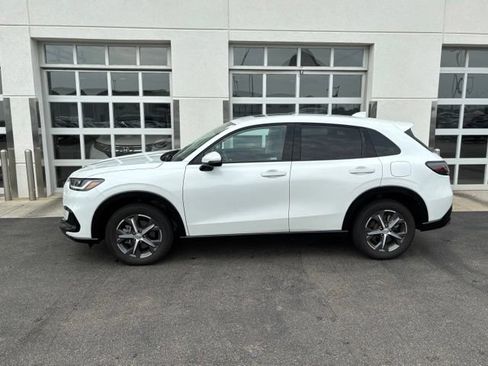 Used 2024 Honda HR-V EX-L image 3