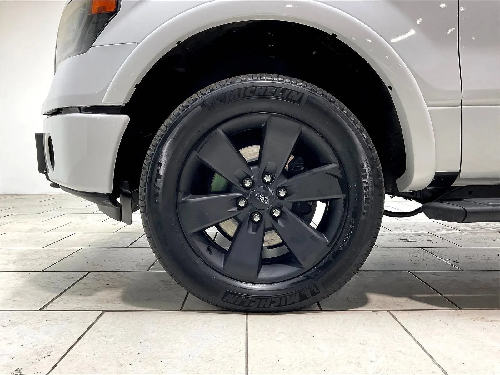 Used 2014 Ford F150 FX4 w/ Equipment Group 402A Luxury AWD/4WD image 35