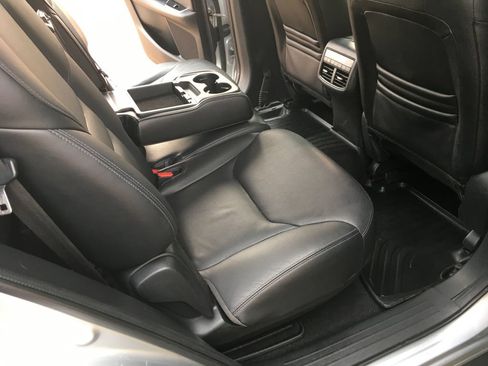 Used 2018 MAZDA CX-9 Touring AWD/4WD image 30