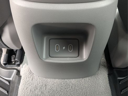 Certified 2025 Hyundai Elantra SE FWD image 11