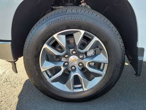 New 2026 Chevrolet Silverado 1500 LT image 25