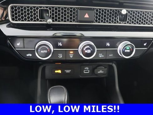 Used 2022 Honda Civic EX image 15