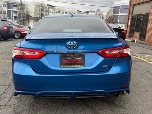 Used 2020 Toyota Camry SE image 13