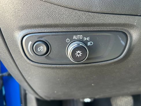 Used 2024 Chevrolet Equinox LT w/ LPO, Floor Liner Package AWD/4WD image 21