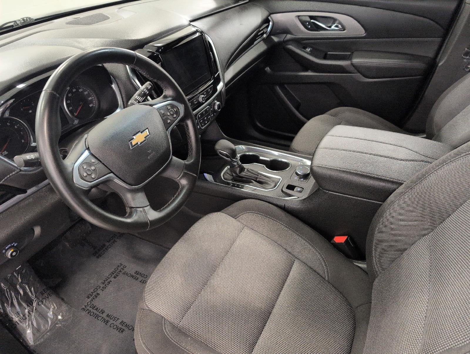 Used 2023 Chevrolet Traverse LT AWD/4WD image 10