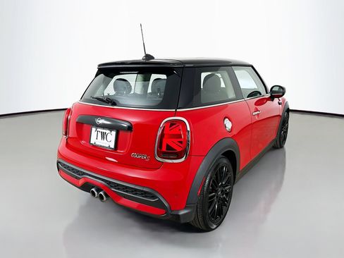 Used 2024 MINI Cooper S FWD image 5