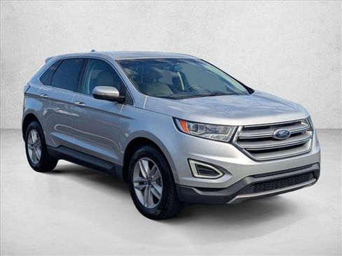 Used 2018 Ford Edge SEL w/ Equipment Group 201A FWD image 3