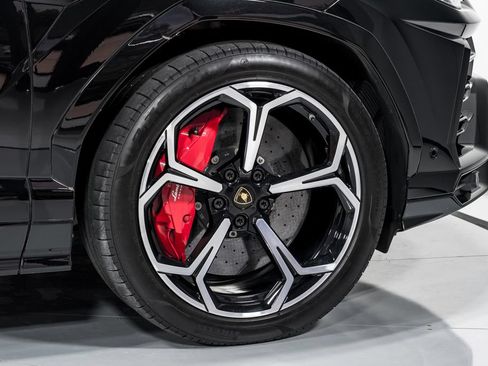 Used 2020 Lamborghini Urus AWD/4WD image 52
