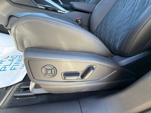 New 2025 Audi SQ5 Prestige image 30