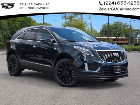 New 2025 Cadillac XT5 Luxury image 1