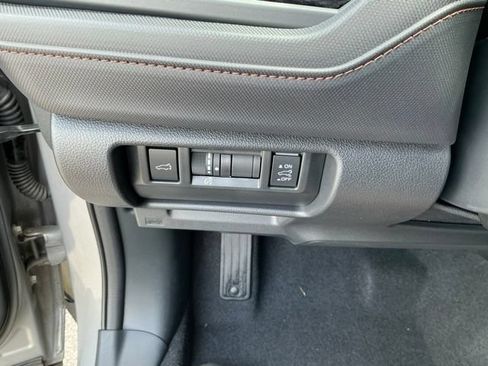 Certified 2025 Subaru Forester Touring AWD/4WD image 21