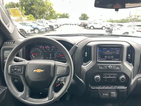 Used 2022 Chevrolet Silverado 1500 Custom RWD image 12
