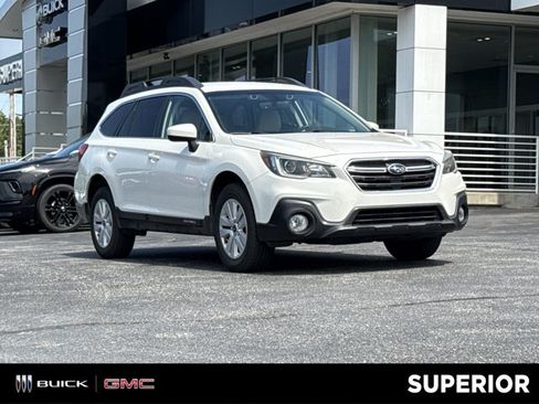 Used 2019 Subaru Outback 2.5i Premium AWD/4WD image 1