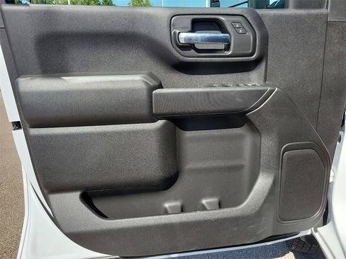 New 2025 GMC Sierra 3500 Pro image 18