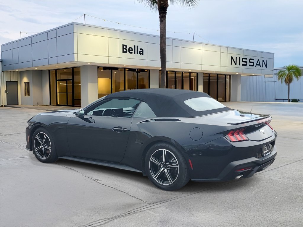 Used 2024 Ford Mustang Premium RWD image 3