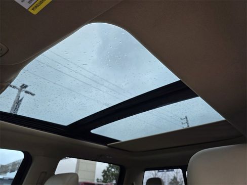 Used 2017 Ford F150 Lariat image 17