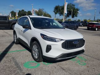 New 2026 Ford Escape Active video 2