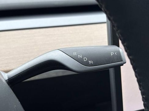 Used 2022 Tesla Model 3 image 31