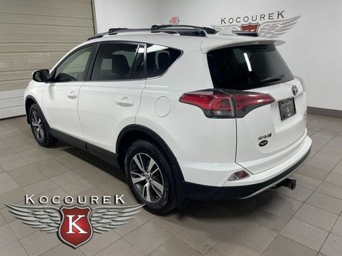 Used 2017 Toyota RAV4 XLE w/ All Weather Liner Package AWD/4WD image 4