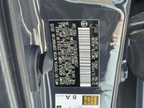 Certified 2023 Toyota Corolla LE image 29