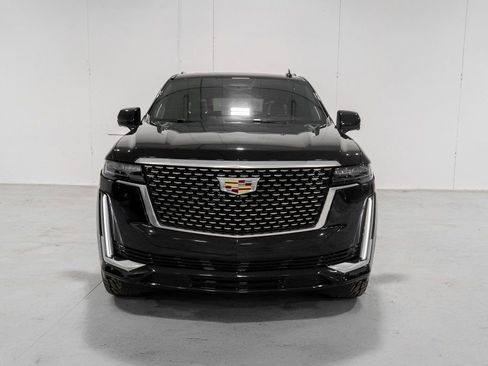 Used 2024 Cadillac Escalade ESV Sport Platinum w/ LPO, ONYX Package image 5