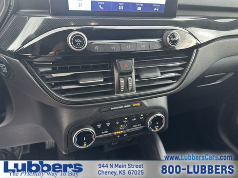 Used 2025 Ford Escape ST-Line FWD image 18