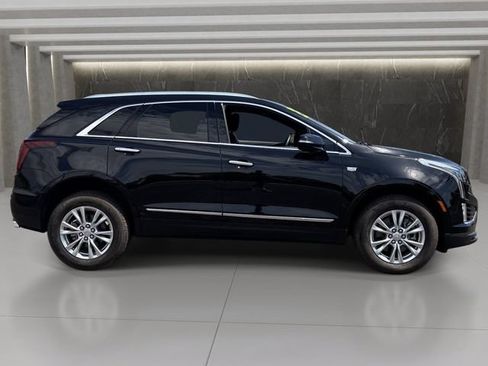 Used 2025 Cadillac XT5 Luxury FWD image 7