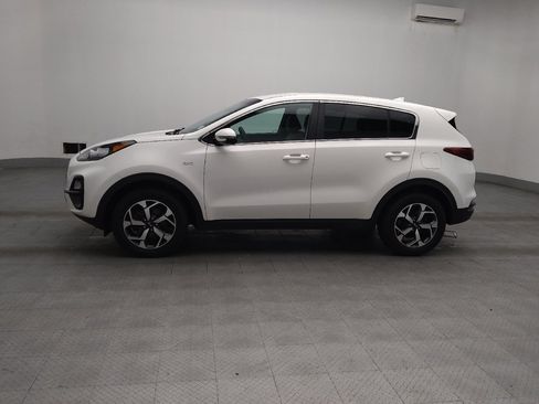 Used 2020 Kia Sportage LX w/ LX Popular Package AWD/4WD image 3