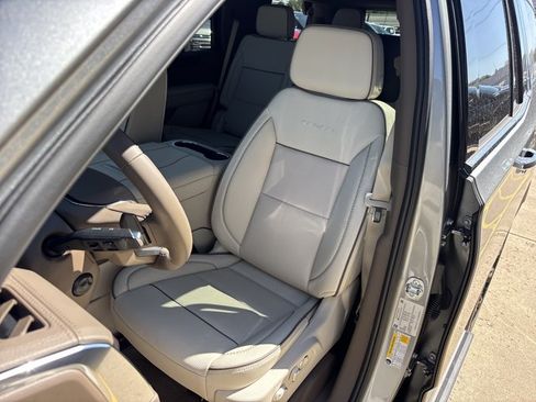 New 2026 GMC Yukon Denali w/ Denali Reserve Package AWD/4WD image 26