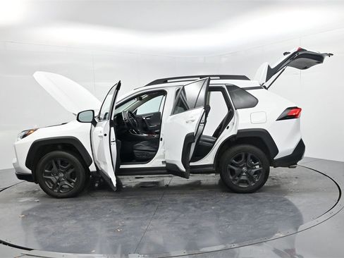 Used 2024 Toyota RAV4 Adventure image 55