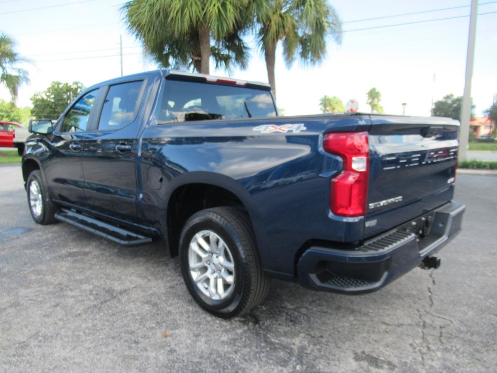 Used 2023 Chevrolet Silverado 1500 RST AWD/4WD image 8