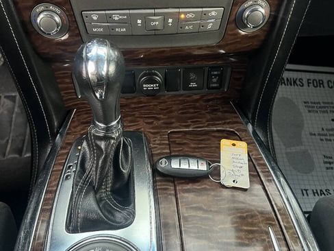 Used 2017 Nissan Armada SV w/ Driver Package AWD/4WD image 18