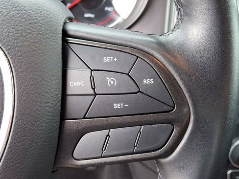 Used 2023 Dodge Charger SXT image 17