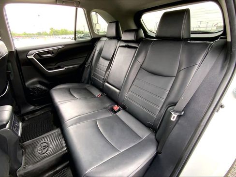 Used 2023 Toyota RAV4 XLE Premium AWD/4WD image 20