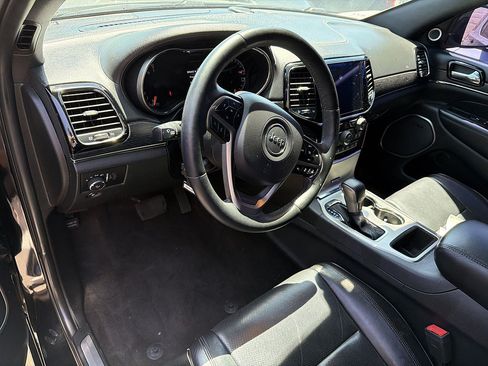Used 2019 Jeep Grand Cherokee High Altitude RWD image 6