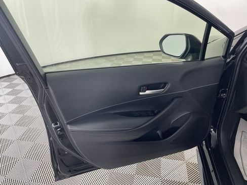 Used 2022 Toyota Corolla SE FWD image 16