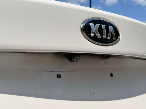 Used 2016 Kia Optima EX FWD image 10